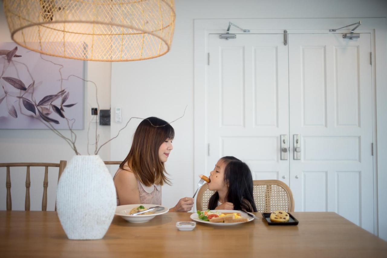 Mini-Me Hubs, Charm Suites & Pool In Old City Chiang Mai Exterior foto