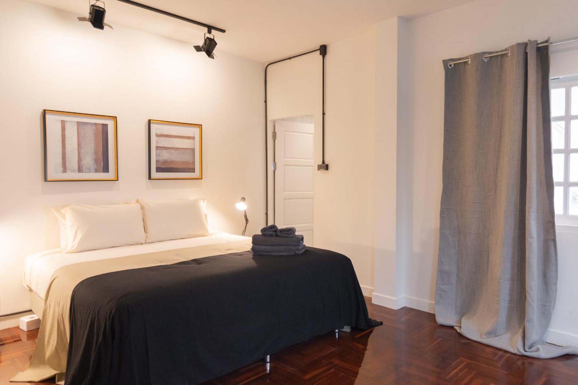 Mini-Me Hubs, Charm Suites & Pool In Old City Chiang Mai Exterior foto