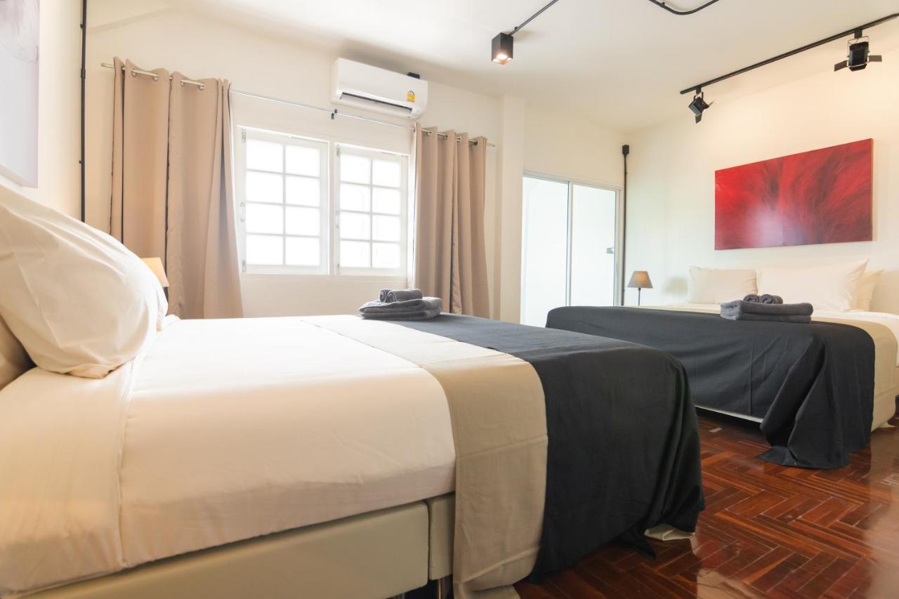 Mini-Me Hubs, Charm Suites & Pool In Old City Chiang Mai Exterior foto