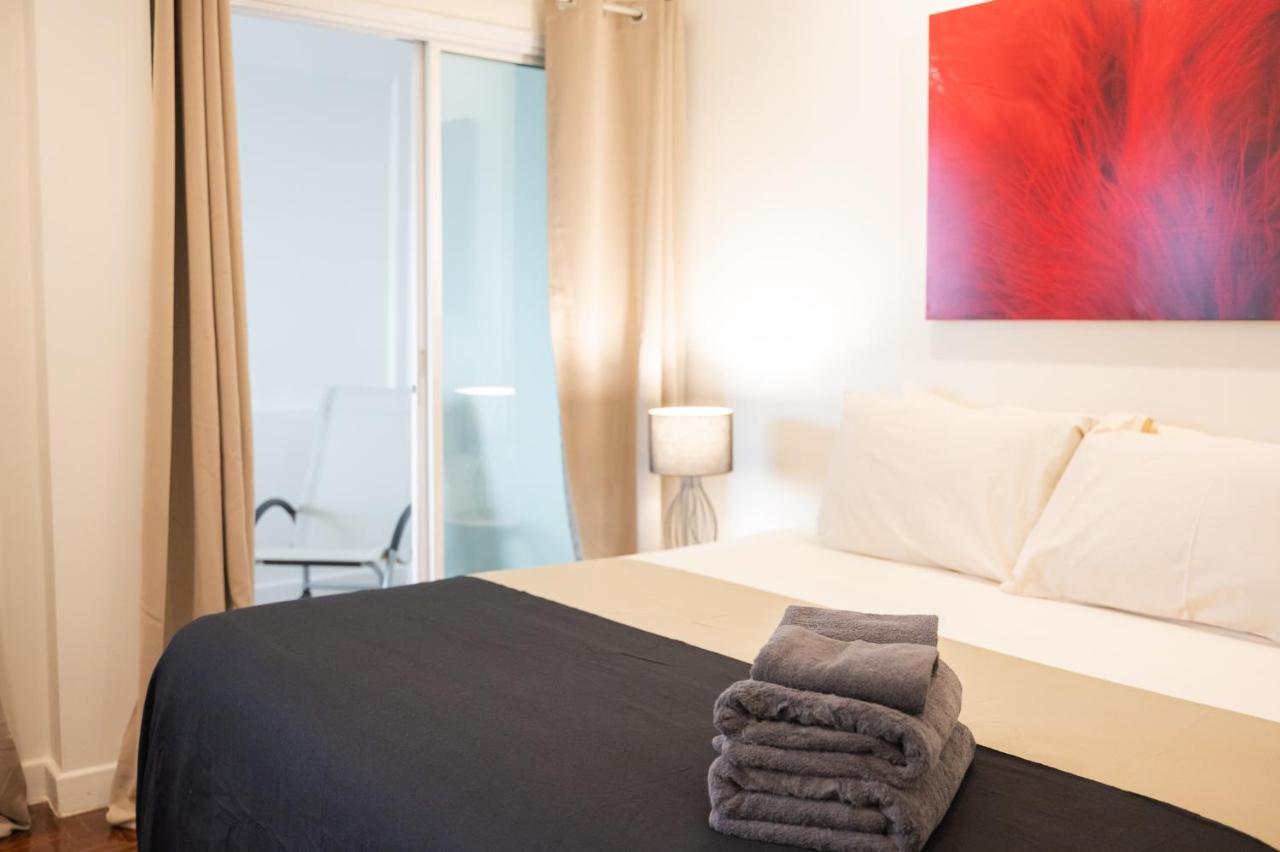 Mini-Me Hubs, Charm Suites & Pool In Old City Chiang Mai Exterior foto